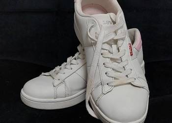 Buty damskie używane Levi's Bell Sneakers białe  roz. 38.