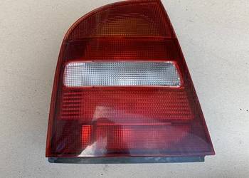 Lampa tył tylna lewa 086651905 skoda octavia