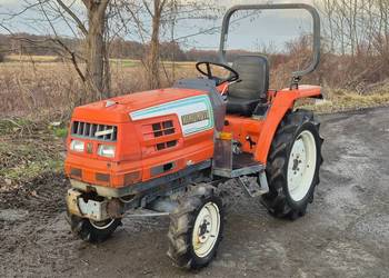 Traktorek traktor HINOMOTO NX240D 24KM 4×4 Wspomaganie Kierownicy