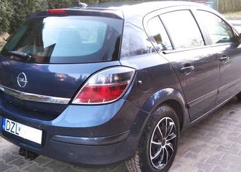 Opel Astra 1.7CDTI  2009 Cosmo Skóra Navi  Sensory Klima Grzane folele