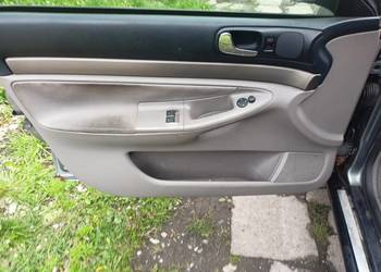 Boczki Tapicerki Komplet Audi A4 B5 (a-15)