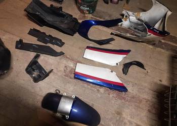 Kawasaki GPX 600 R owiewki plastiki pług boczki błotnik