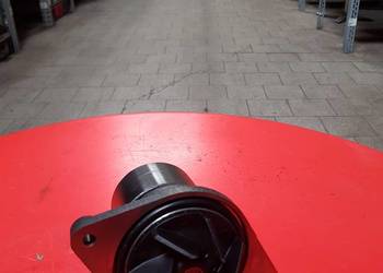 Pompa wody CNH New Holland Case Steyr 2854835
