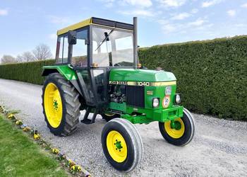 John Deere 1040