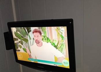 SAMSUNG TV LCD 19 PILOT system montażu ramienny fotel gamingowy gratis !!!