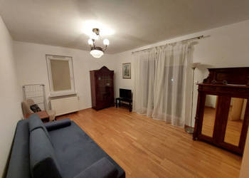 Klimatyczne 2 pokojowe, widna kuchnia, 44m2 od zaraz, z komórką lokatorską