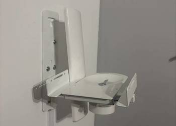 Uchwyt ścienny na głośniki