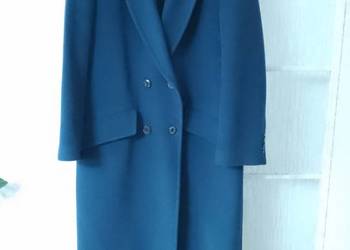 Długi granatowy płaszcz jesień/zima