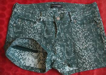 Szorty - spodenki zieleń - 38 M - biodra 92+ cm Body Flirt