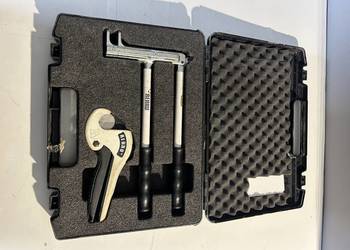 Rehau RAUTOOL K14x1,5 12446211001 PRASA UPONOR RĘCZNA