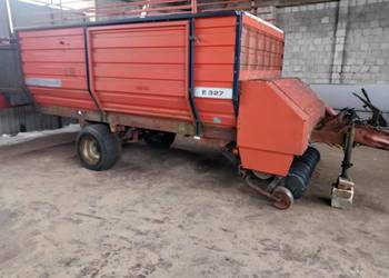 Sprzedam przyczepę do zielonki 327na części.