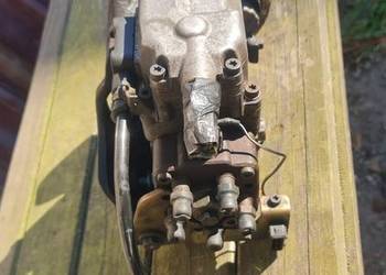 Pompa wtryskowa volvo 2.5tdi 1999.