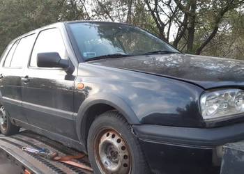 Volkswagen Golf III 1.9 TD  sprawny całość części.