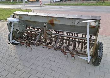 Siewnik zbożowy Kutno Poznaniak S043 nowy typ