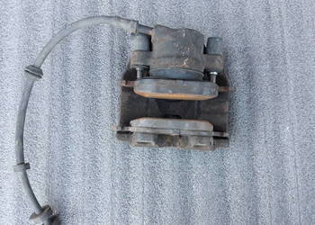 Audi A4 B8 8K  Przedni zacisk hamulca prawy