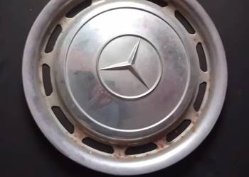Kołpak do Mercedesa W 123 Beczka, nietypowy rozmiar 15". Oryginał. Kołpak do Mercedesa W 123 Beczka, nietypowy rozmiar 15". Oryginał.