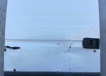 Drzwi przesuwne boczne IVECO Daily 2004rok Drzwi przesuwne boczne IVECO Daily 2004rok