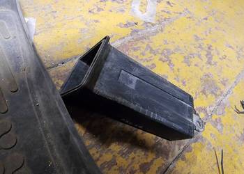 Suzuki DR 800 750 narzędziówka schowek na narzędzia dr800 dr750 skrytka