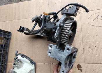Wspornik Łapa Silnika Pompa Wtryskowa Renault 1.9dci 0700111010 0445010018