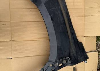 Błotnik lewy Dacia Duster 2020