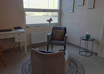 Udostępnię gabinet w JANKACH