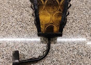 Stara retro lampa ścienna, kinkiet, na ganek, kamienice.