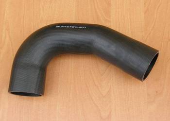 PRZEWÓD RURA GUMOWY TURBO INTERCOOLERA AUDI A4 A5 8K0145709H