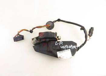 ZAMEK LEWY PRZEDNI VOLVO V70 I