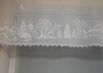 Piękna biała szydełkowa firanka / zazdrostka