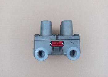 SCANIA ZAWÓR ZABEZPIECZAJĄCY CZTEROOBWODOWY WABCO 9347021917