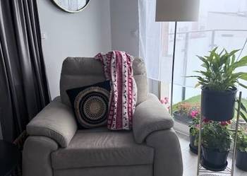 Fotel relaksacyjny szary – stan idealny, wart 4000 zł, sprzedam taniej!