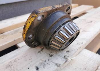 Czop zwrotnicy Matbro TS 300 {Clark-Hurth}