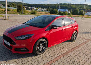 Ford Focus ST 2.0 EcoBoost