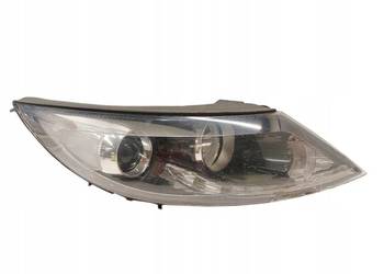 LAMPA PRZÓD PRAWA XENON USZKODZONA  921023U290 Kia Sportage III (2010-2015)
