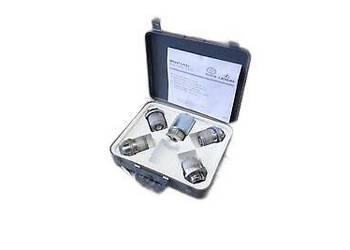 TOYOTA Nakretki sruby zabezpieczajace felgi PW456-00013 OE