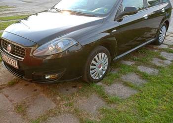 Sprzedam Fiat Croma, czarne kombi 2010 r. 1,9 jtd, 120 km Sprzedam Fiat Croma, czarne kombi 2010 r. 1,9 jtd, 120 km
