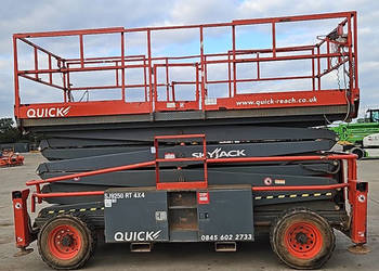 Podnośnik nożycowy, zwyżka robocza terenowa Skyjack SJ 9250 4WD 16 m 2016