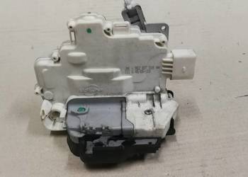 ZAMEK DRZWI PRAWY PRZÓD AUDI A4 B7 8E2837016AA