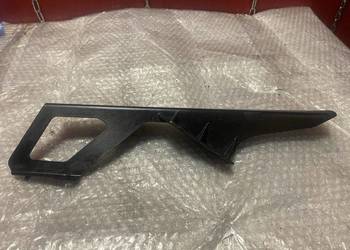 Suzuki GSX-R 600 osłona łańcucha C15