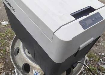Lodowka turystyczna 12/24v w pelni sprawna malo uzywana Dometic