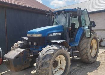 Traktor New Holland 8870 / Ford G210 8870 Fiat