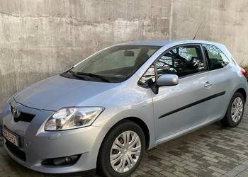 Toyota Auris niski przebieg, bez wkładu, bezawaryjna