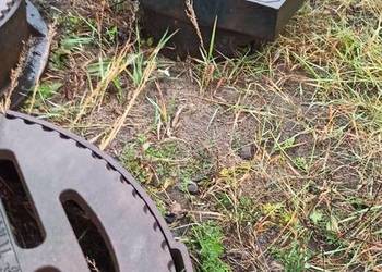 Wpust uliczny żeliwny dn 315mm, klasa D400=40t