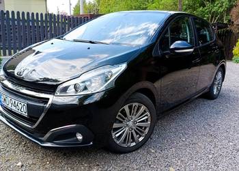 Peugeot 208 serwisowany w ASO niski udokumentowany przebieg