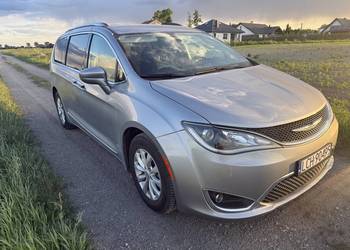 Chrysler Pacifica 2018 r. 3.6 bogate wyposażenie