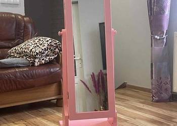 Nowe lustro, toaletka dla dzieci