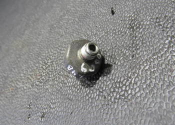 SUZUKI  BURGMAN 650 EXECUTIVE 05 czujnik cisnienia oleju sensor