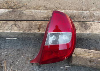 Citroen C5 lampa prawy tył