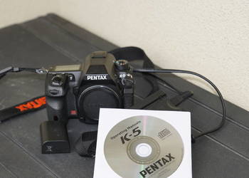 Aparat Pentax K-5.