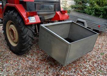 Skrzynia transportowa do ciągnika